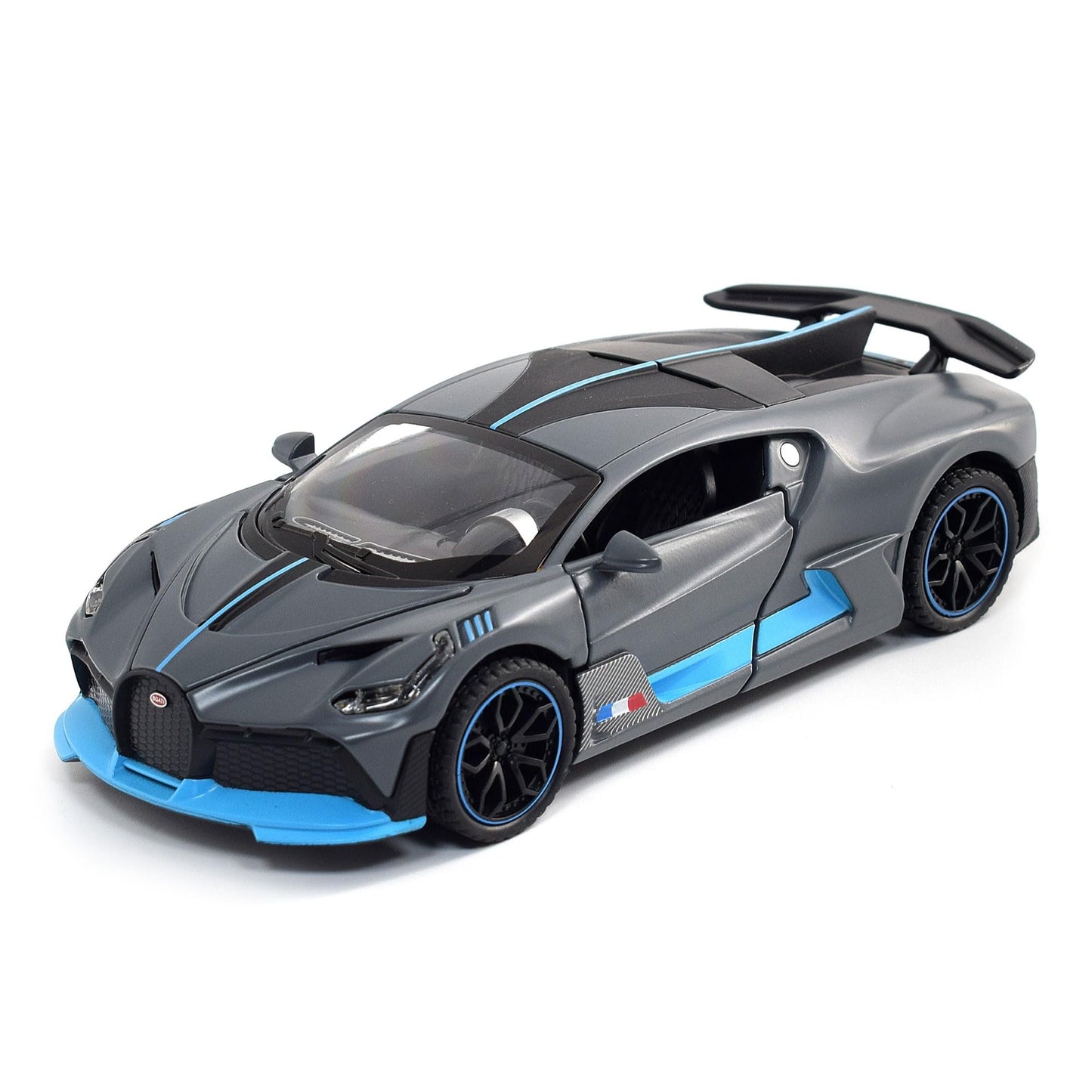Trenditor™ Bugatti Divo 1:32 Scale Die-Cast Toy Car with Light & Sound Features
